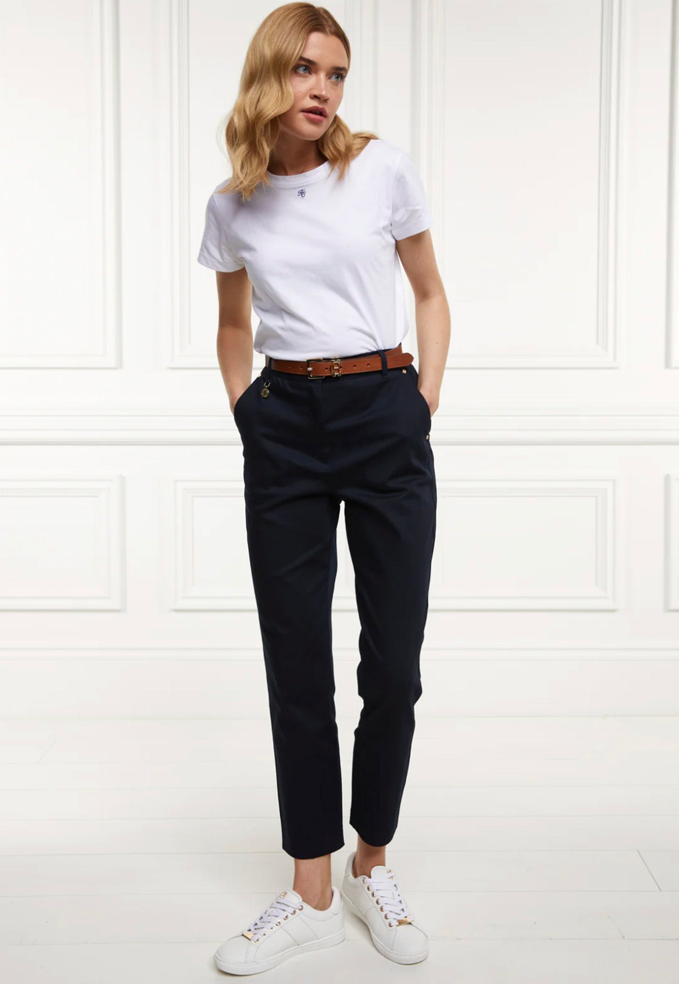 Buy online Women Solid Mid Rise Cigarette Pants from bottom wear for Women  by Juniper for ₹489 at 62% off | 2024 Limeroad.com
